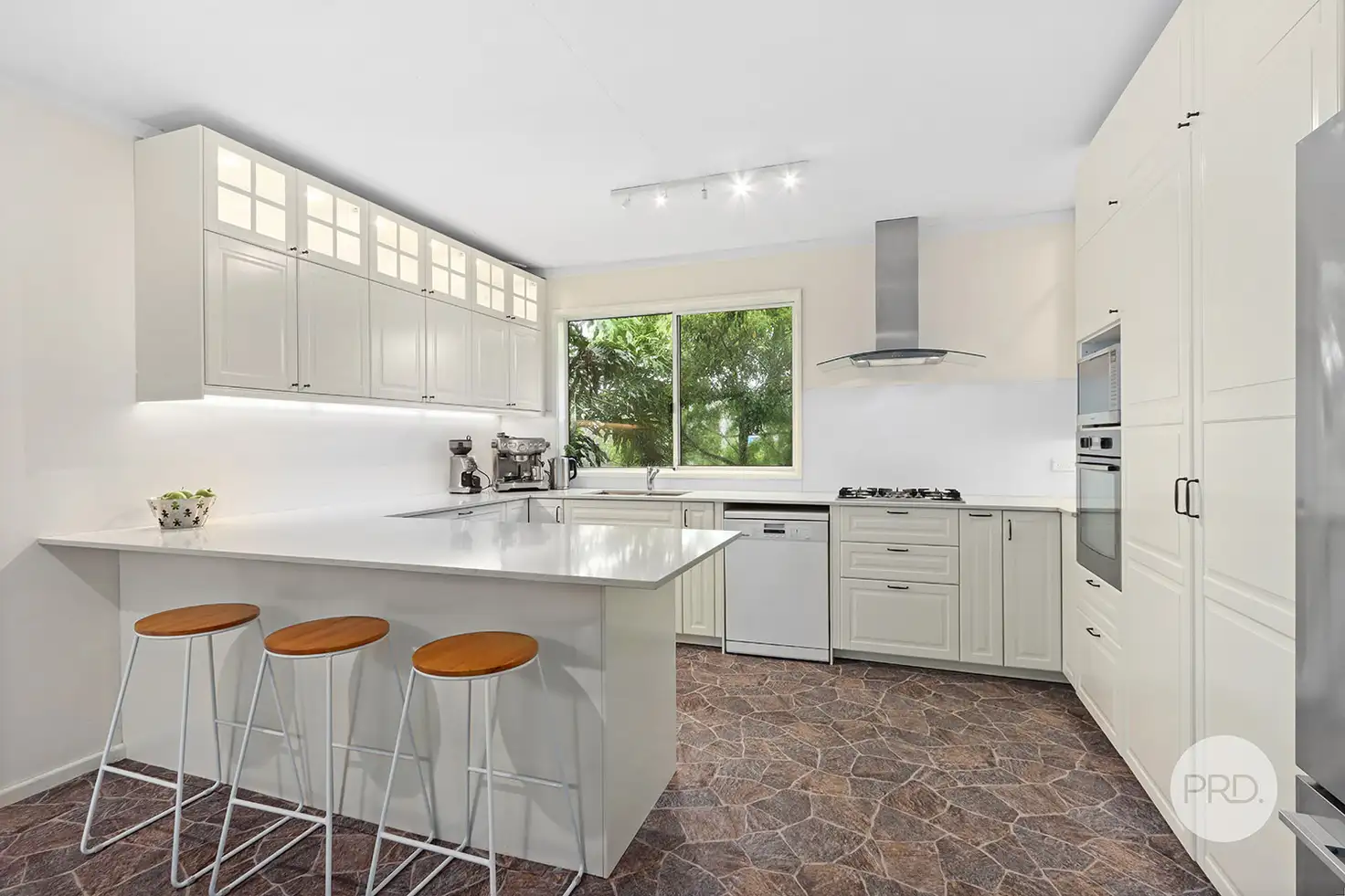 Main view of Homely semi-detached listing, 2/71 Woronora Parade, Oatley NSW 2223