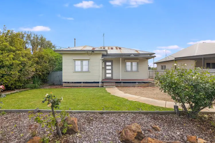 7 Francis Street, Horsham VIC 3400
