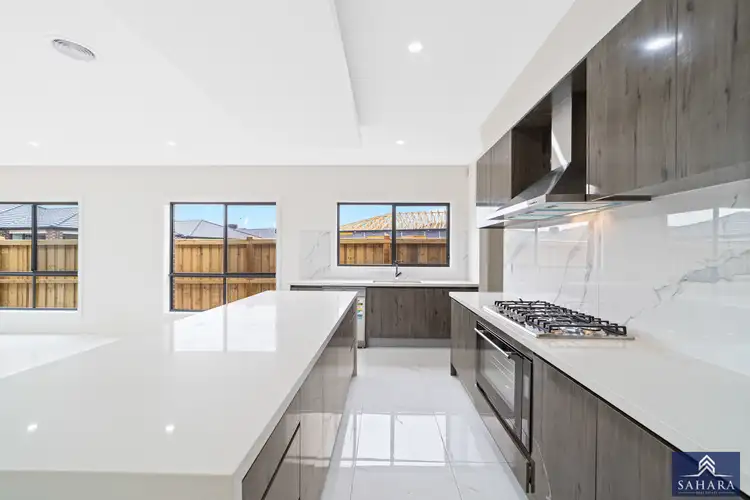 Second view of Homely house listing, 7 Pinot Crescent, Wollert VIC 3750