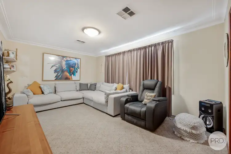 Sixth view of Homely house listing, 1 Linksview Avenue, Leonay NSW 2750