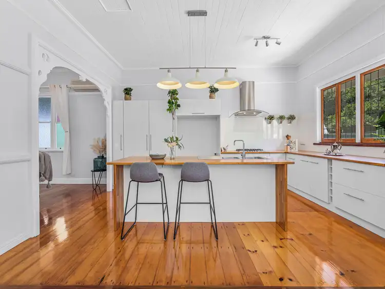 Second view of Homely house listing, 4 Hawthorne Street, Sadliers Crossing QLD 4305