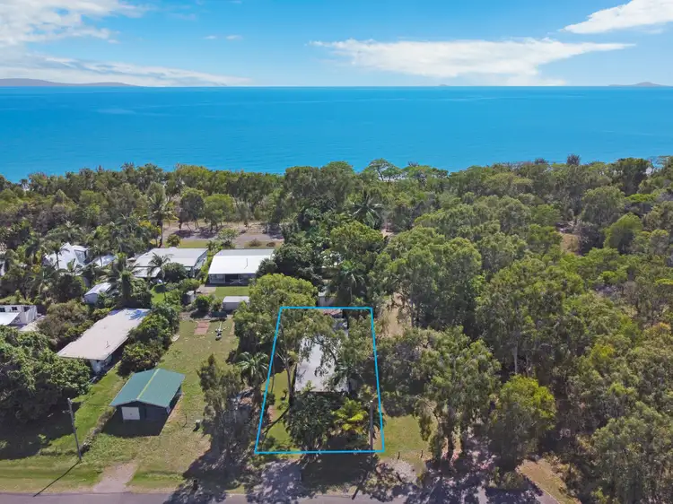 2 Marlin Street, Balgal Beach QLD 4816