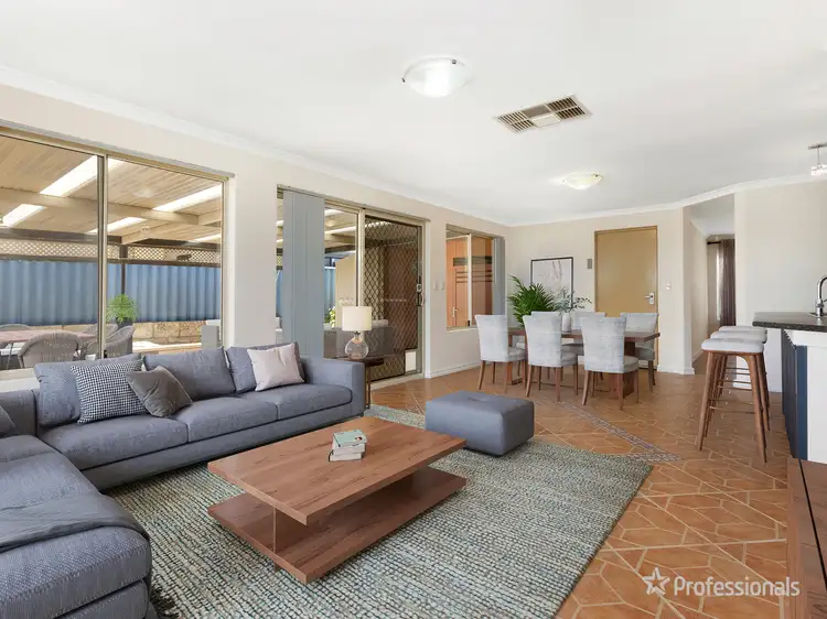 Second view of Homely house listing, 7 Tintagel Loop, Orelia WA 6167