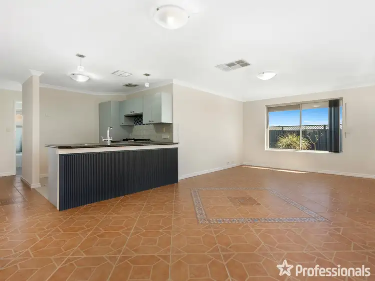 Fifth view of Homely house listing, 7 Tintagel Loop, Orelia WA 6167