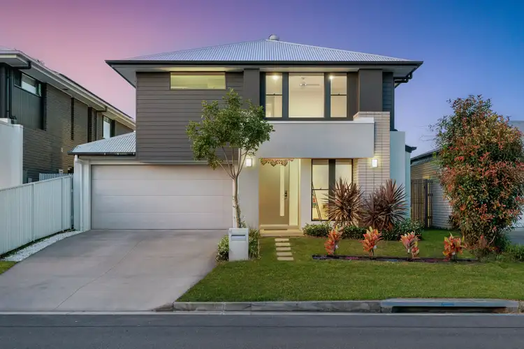 Main view of Homely house listing, 68 Greenview Circuit, Arundel QLD 4214