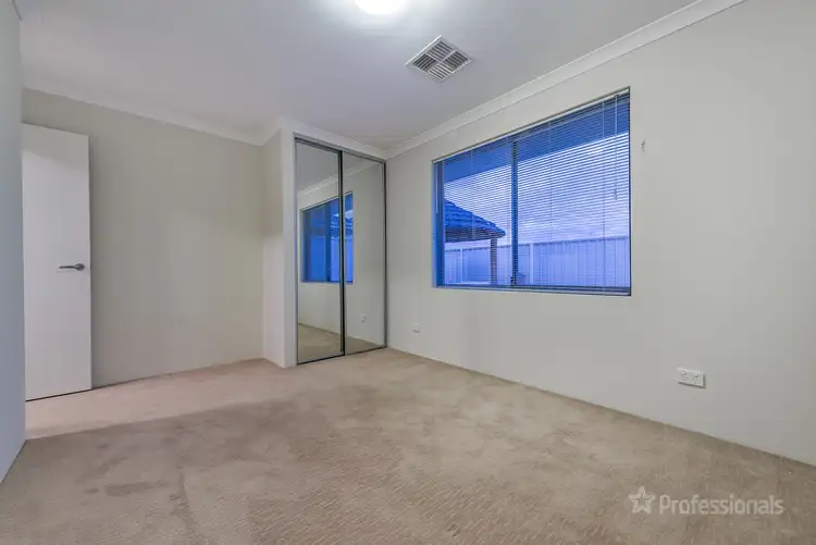 Seventh view of Homely house listing, 32 Cordyline Entrance, Sinagra WA 6065