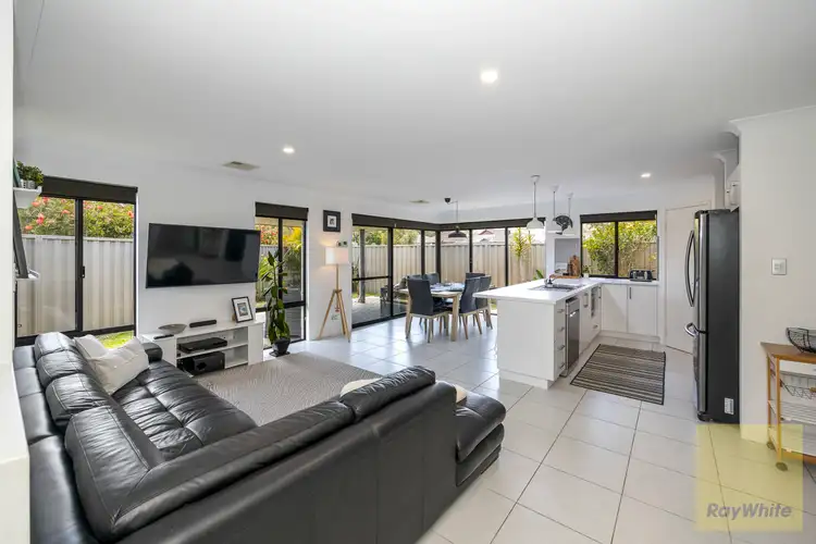 Fourth view of Homely house listing, 9 / 19 Bain Square, Forrestfield WA 6058