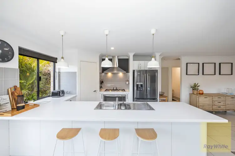 Sixth view of Homely house listing, 9 / 19 Bain Square, Forrestfield WA 6058