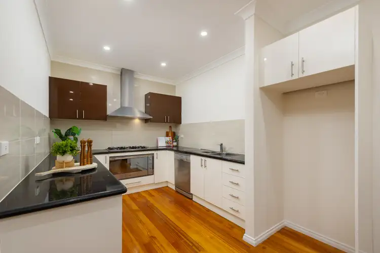 Fifth view of Homely house listing, 11 Forest view, Bundoora VIC 3083