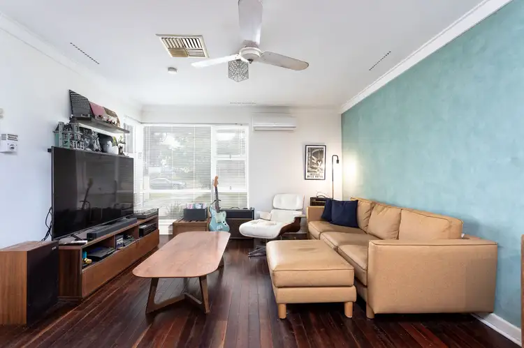 25A Ochiltree Way, Kardinya WA 6163