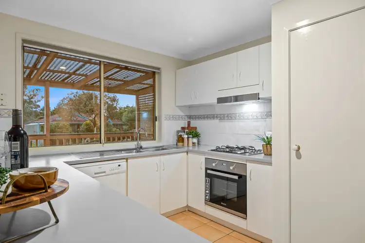 Sixth view of Homely house listing, 16 Elanora Way, Hampton Park VIC 3976