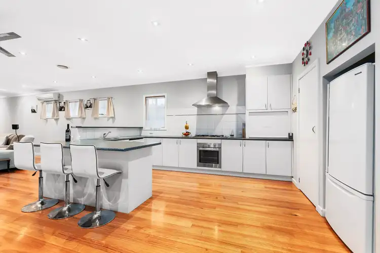 Sixth view of Homely house listing, 4/5 Fairlie Avenue, Macleod VIC 3085