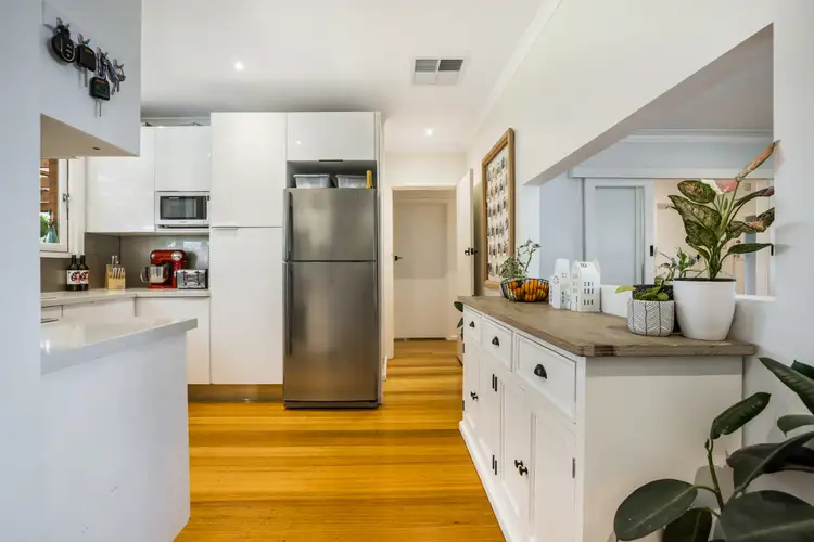 Fourth view of Homely house listing, 6 Flora Grove, Forest Hill VIC 3131