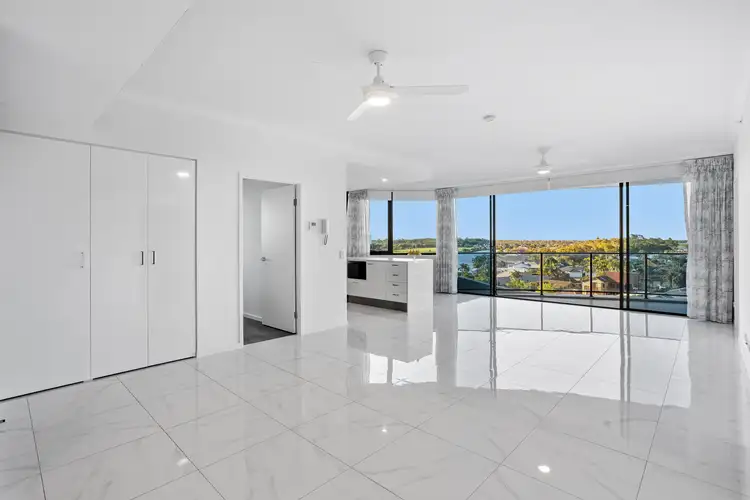 3501/5 Harbour Side Court, Biggera Waters QLD 4216
