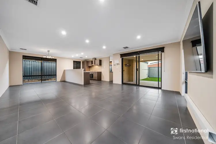 Fifth view of Homely house listing, 5/97 Marden Grange, Aveley WA 6069