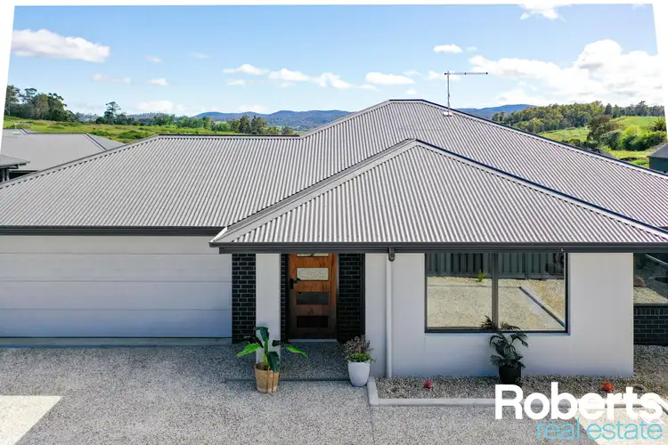 Unit 2/20 Montague Park Avenue, Legana TAS 7277