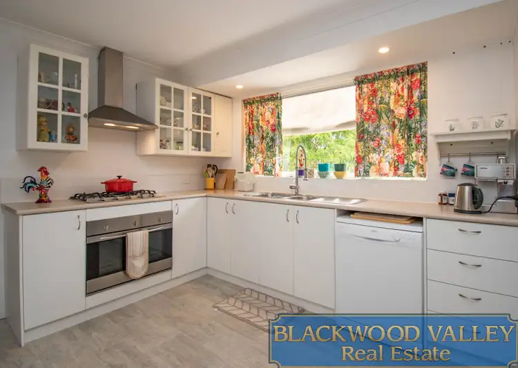 Fourth view of Homely house listing, 31 Aberdeen Avenue, Bridgetown WA 6255