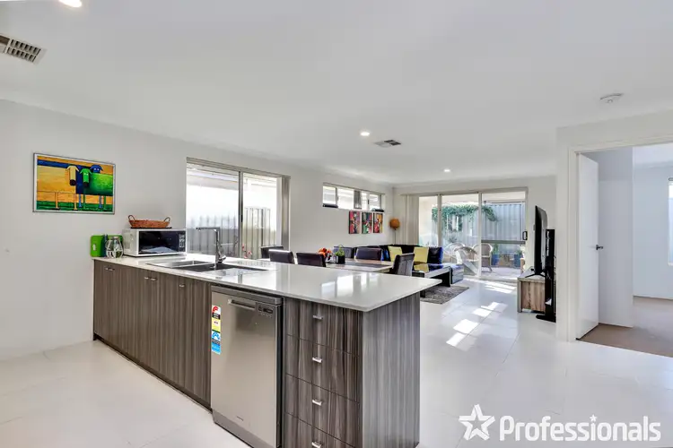 Fourth view of Homely house listing, 8 Macadamia Loop, Piara Waters WA 6112