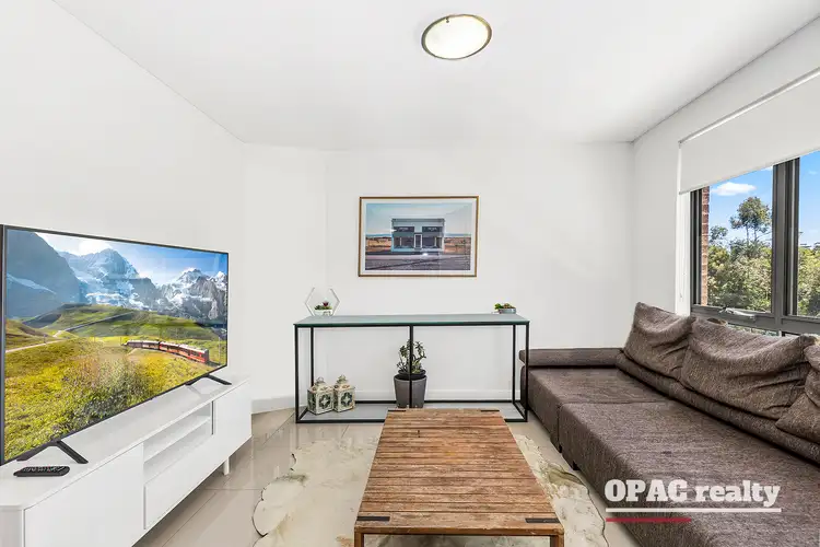 2/2-4 Peake Parade, Peakhurst NSW 2210