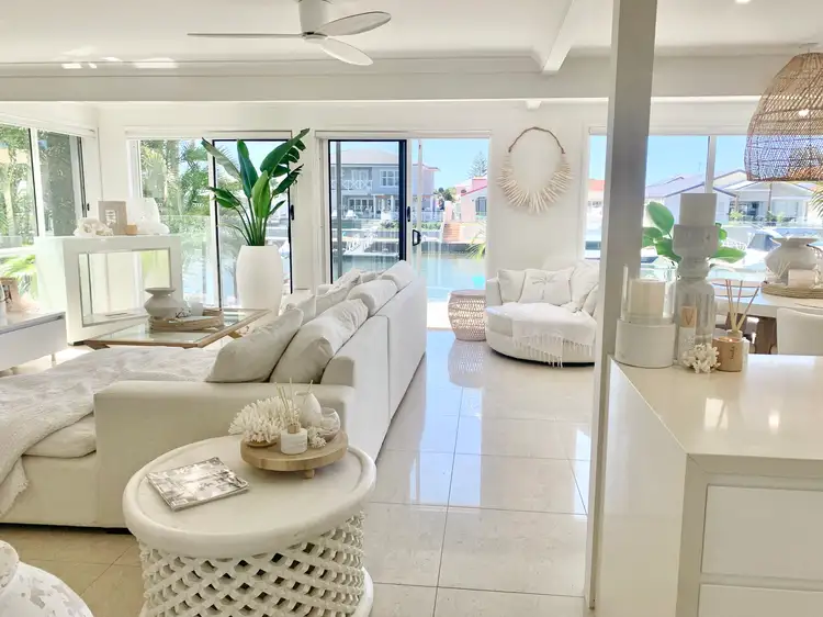29 Nirvana Court, Runaway Bay QLD 4216