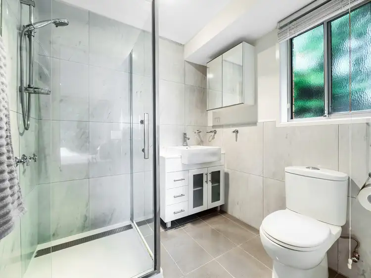 Third view of Homely house listing, 15 Oates Court, Cranbourne North VIC 3977