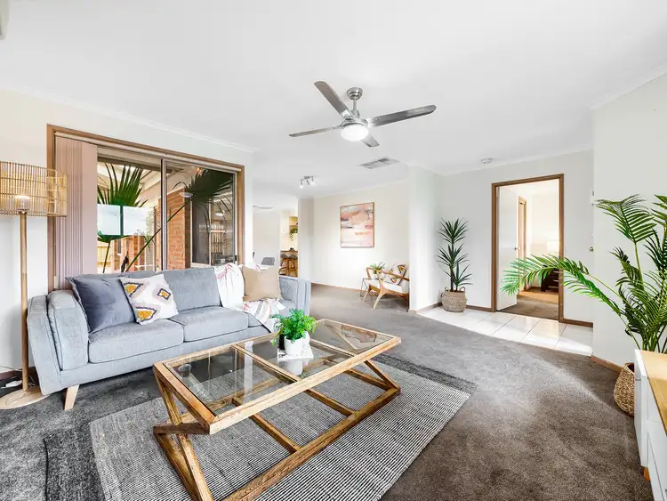 Fifth view of Homely house listing, 15 Oates Court, Cranbourne North VIC 3977