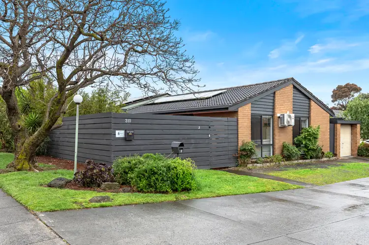 8/6 Warrigal Road, Cheltenham VIC 3192