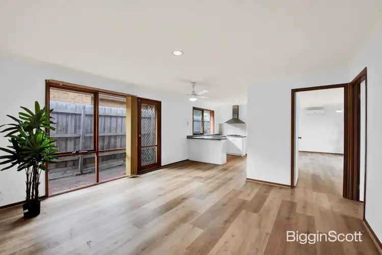 Second view of Homely house listing, 5 Belgrave Place, Carrum Downs VIC 3201