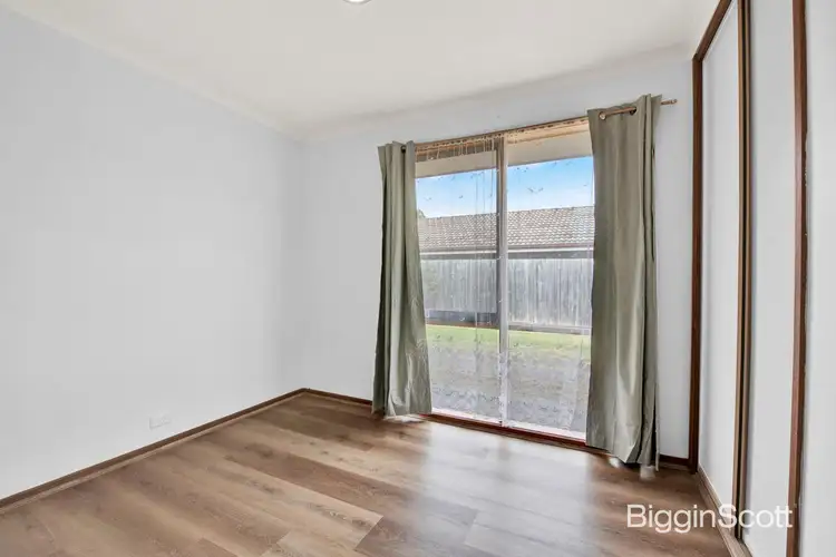 Fifth view of Homely house listing, 5 Belgrave Place, Carrum Downs VIC 3201