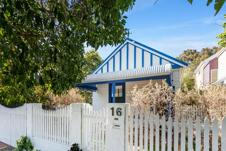 16 Perth Street, Cottesloe WA 6011