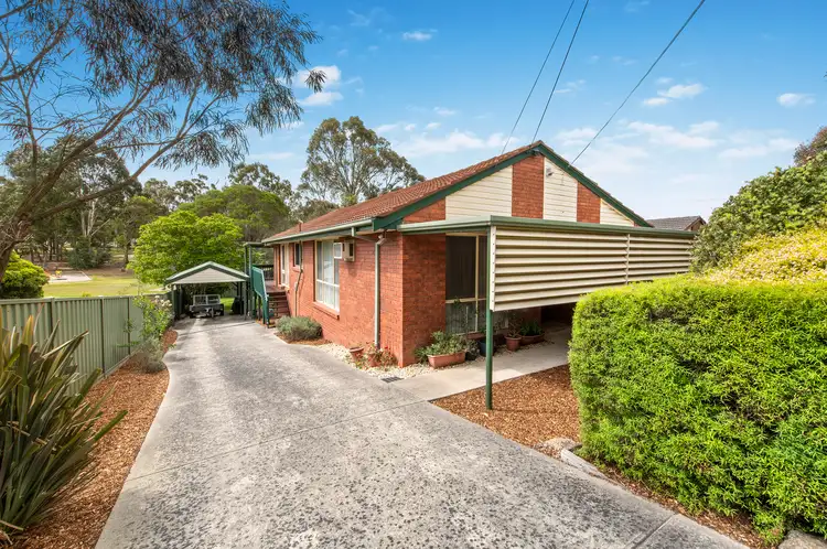 10 Thornton Street, Macleod VIC 3085