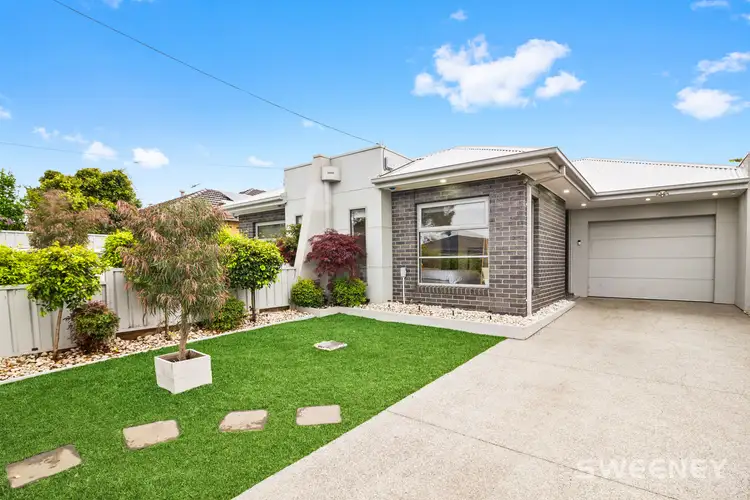 16 Clematis Avenue, Altona North VIC 3025