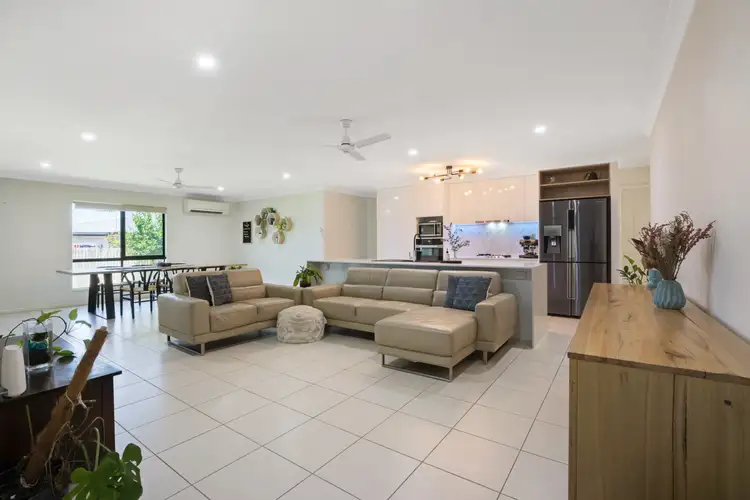 28 Madison Avenue, Glenella QLD 4740