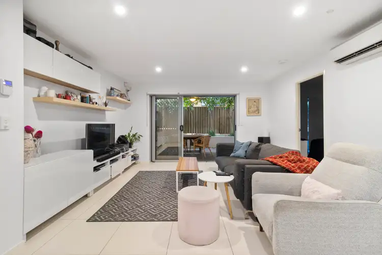 Second view of Homely apartment listing, 4/12 Montrose Road, Taringa QLD 4068