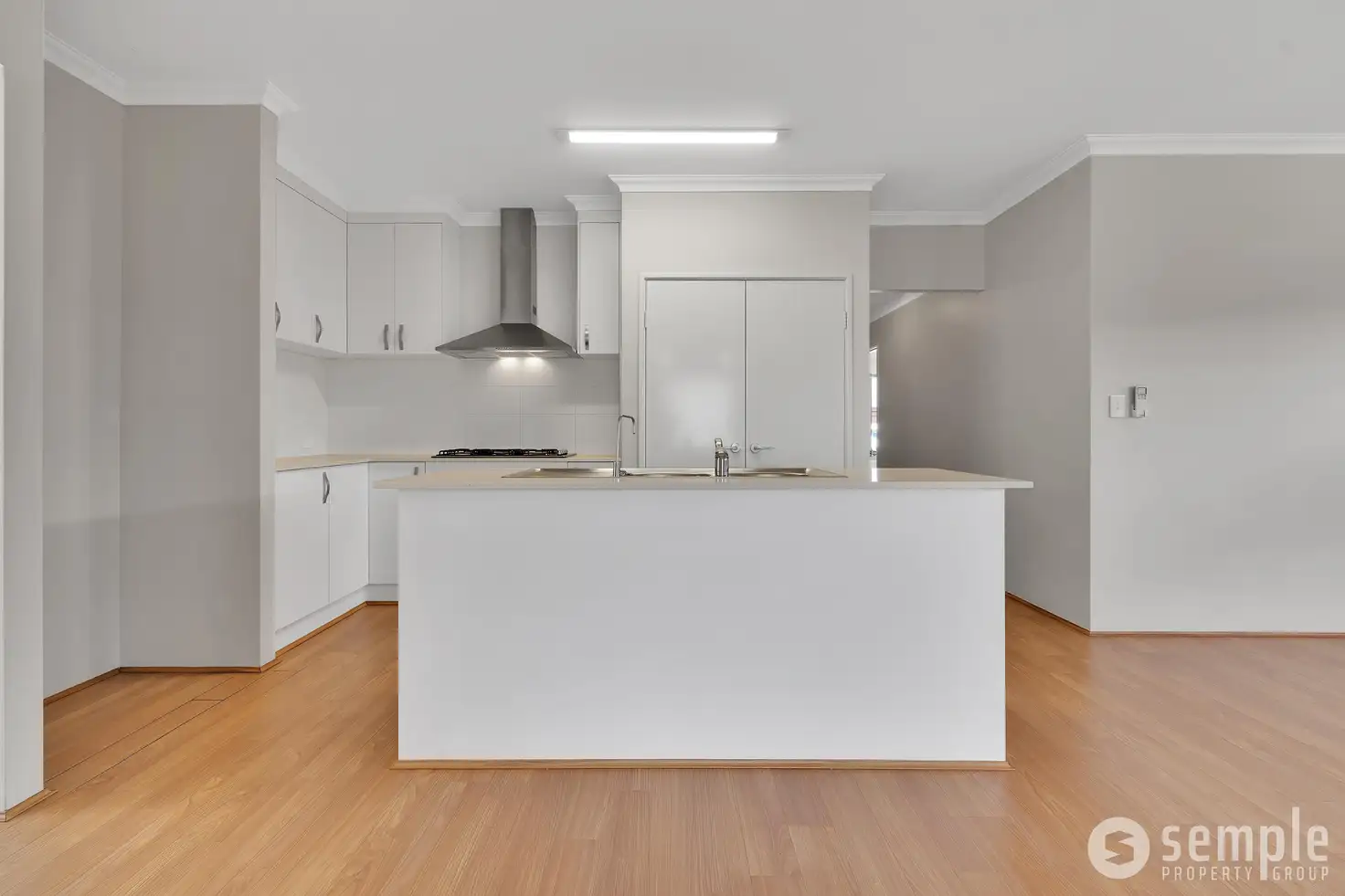 Main view of Homely house listing, 5 Hiscox Crescent, Baldivis WA 6171