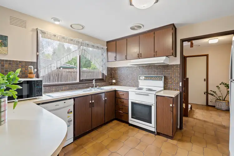 Fifth view of Homely house listing, 1 Collendina Crescent, Scoresby VIC 3179