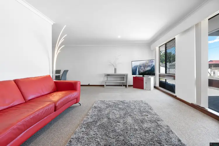 8a Ardagh Street, Morley WA 6062