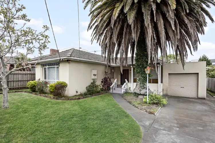 46 Chesterville Road, Cheltenham VIC 3192