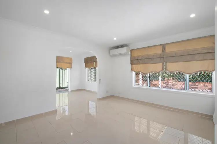 Fifth view of Homely villa listing, 2/49 Palm Street, Ettalong Beach NSW 2257