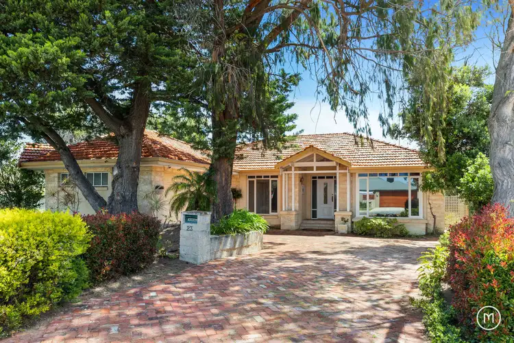 23 Latham Street, Alfred Cove WA 6154