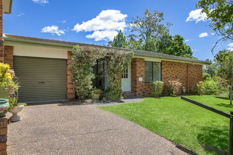 Main view of Homely villa listing, 2/2 Northview Close, Niagara Park NSW 2250