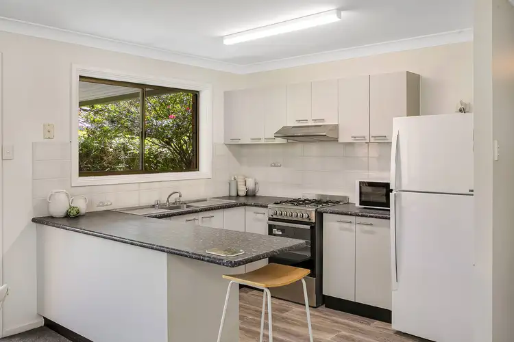Fourth view of Homely villa listing, 2/2 Northview Close, Niagara Park NSW 2250