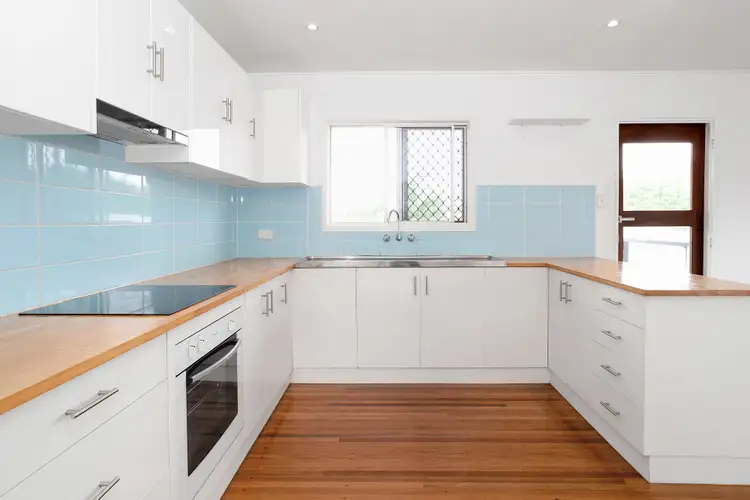 Sixth view of Homely house listing, 10 Keswick Avenue, Slade Point QLD 4740