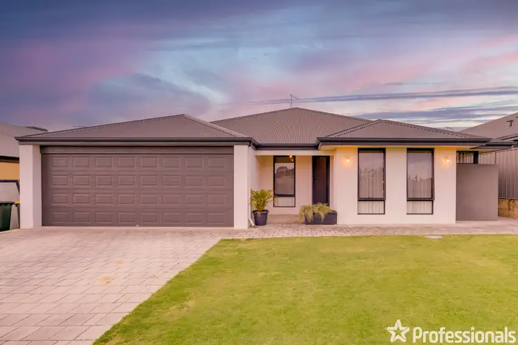 11 Westcliff Street, Wellard WA 6170