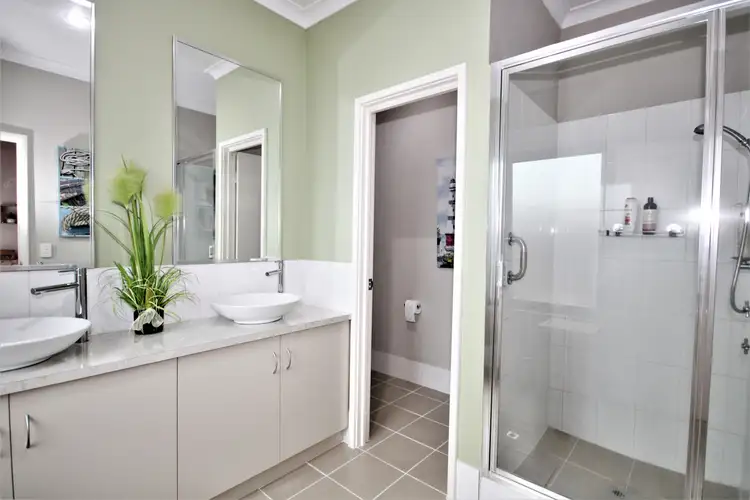 Seventh view of Homely house listing, 5 Ivy Rock Way, Australind WA 6233