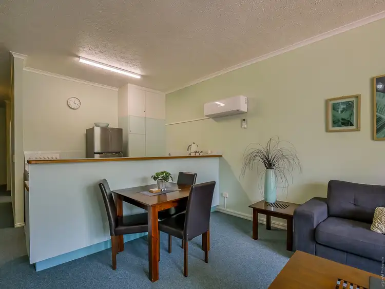 Fifth view of Homely unit listing, 2/465 Esplanade, Torquay QLD 4655