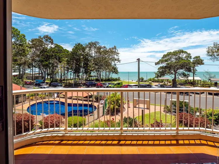 10/451 Esplanade, Torquay QLD 4655