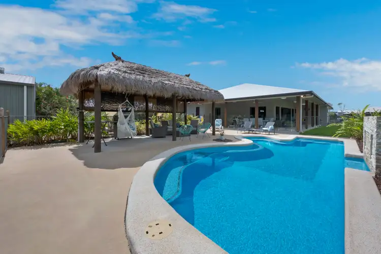 11 Gundabluey Crescent, Mount Low QLD 4818