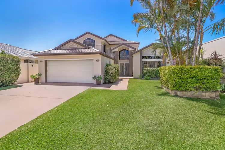 38 Meadowlake Drive, Carrara QLD 4211