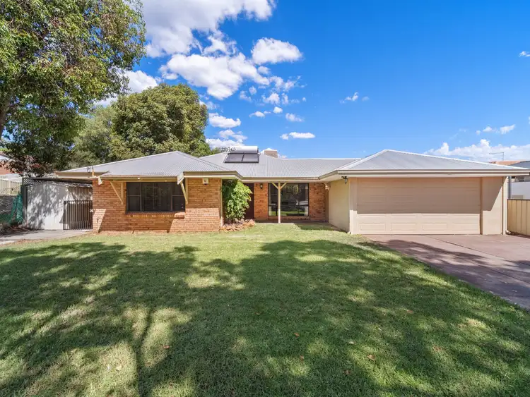 5 Curtis Street, Lesmurdie WA 6076